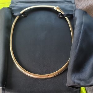 Womens Wide Shade Necklace